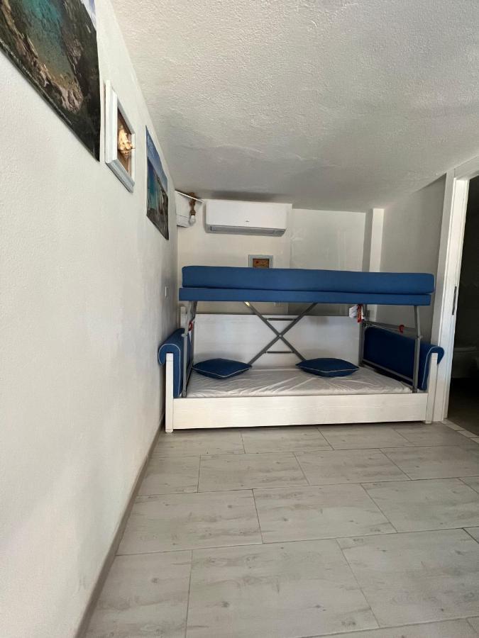 Rooms Apartaments Santa Teresa Capo Testa Eksteriør bilde
